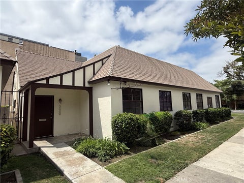 Photo of 220 W Cypress ST, Anaheim, CA 92805 (MLS # PW26139654)