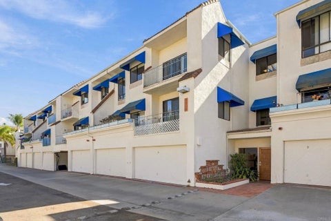 Photo of 8310 Regents Road #3H, San Diego, CA 92122 (MLS # NDP2609606)