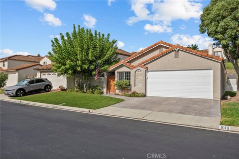 Photo of 843 Links View Drive Dr, Simi Valley, CA 93065 (MLS # SR25217440) Photo of 843 Links View Drive Dr, Simi Valley, CA 93065 (MLS # SR25217440)
