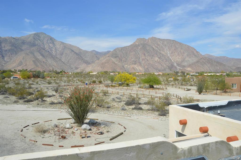 437 Ocotillo Circle
