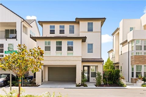 Photo of 121 Reyes Alley Aly, Lake Forest, CA 92630 (MLS # OC25234073)