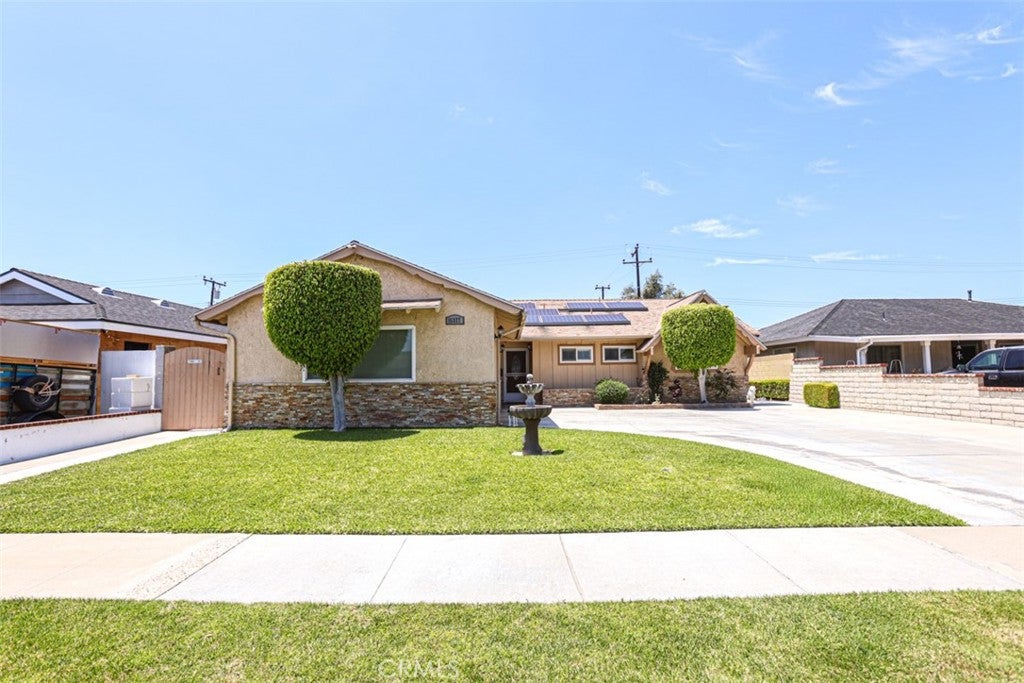 16327 San Gabriel