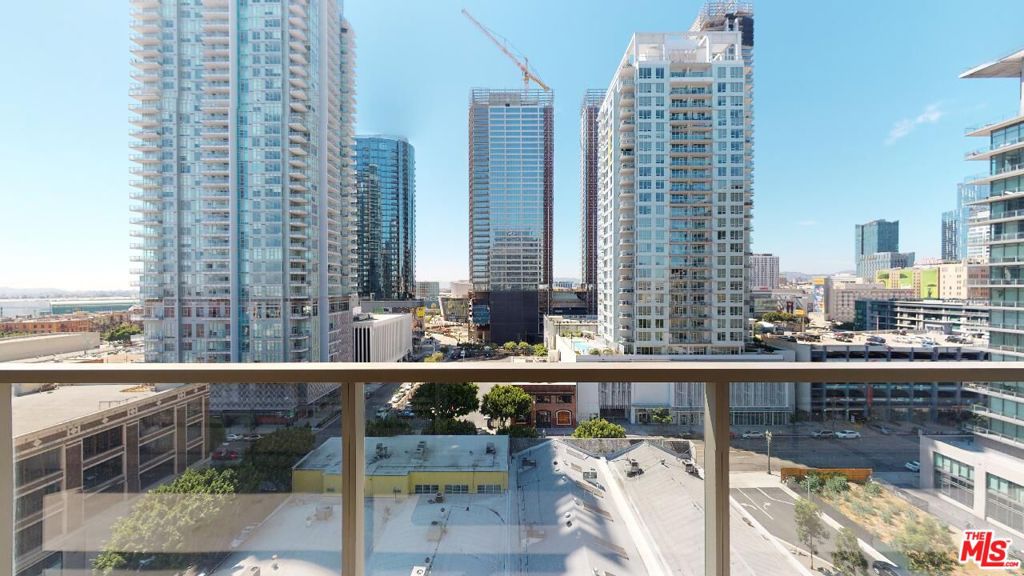 1155 S Grand Avenue 1108, Los Angeles CA 90015