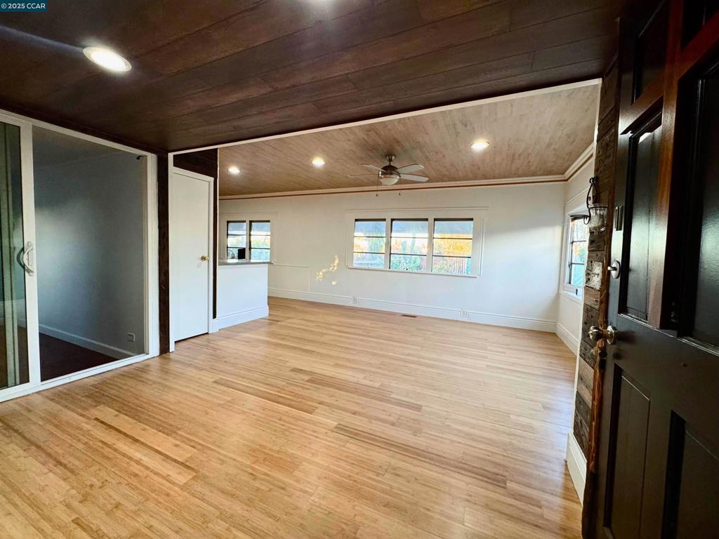 BAY POINTE - Manufactured In Park