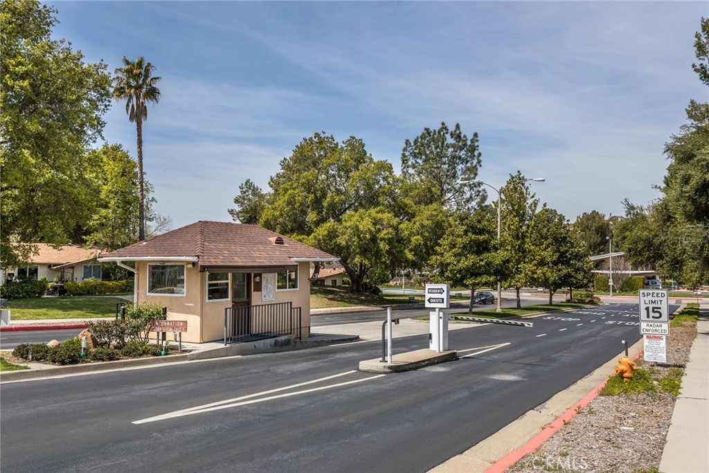 Friendly Valley (FRV) - Residential