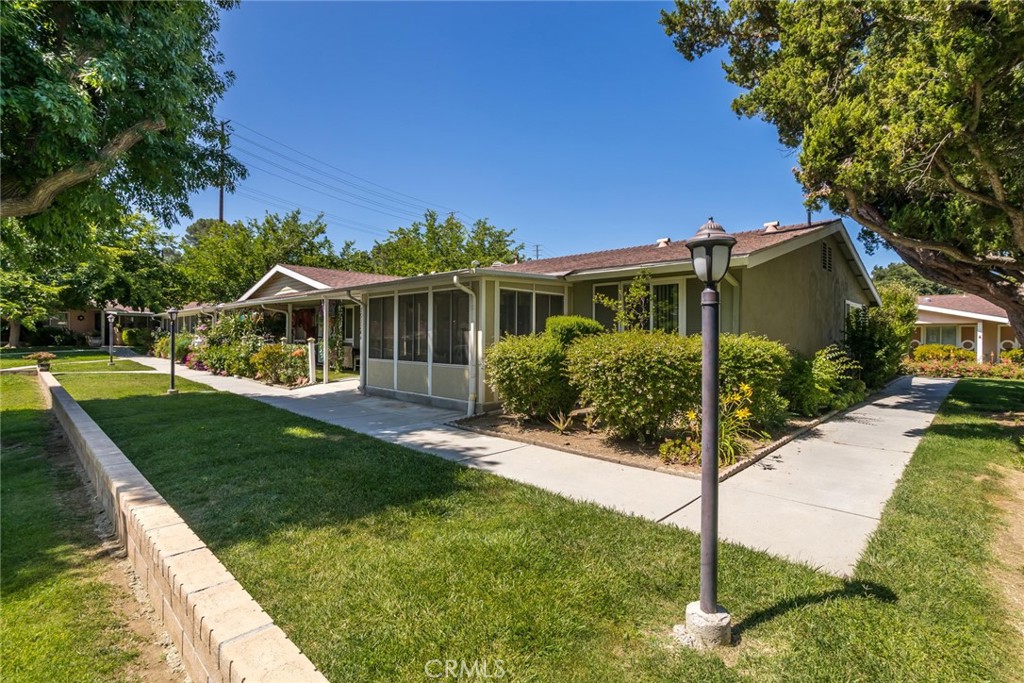 19124 Avenue Of The Oaks A