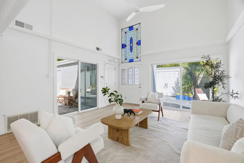 544 Castlerock Court