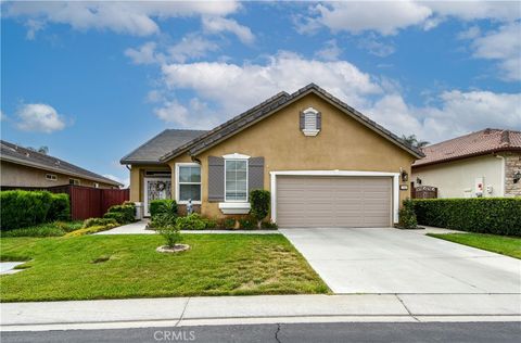 Photo of 7787 Hagen Cir, Hemet, CA 92545 (MLS # SW26072574)