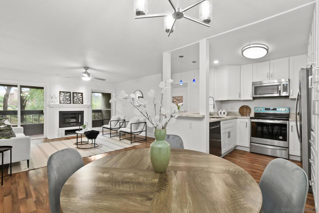 10325 Caminito Cuervo 185