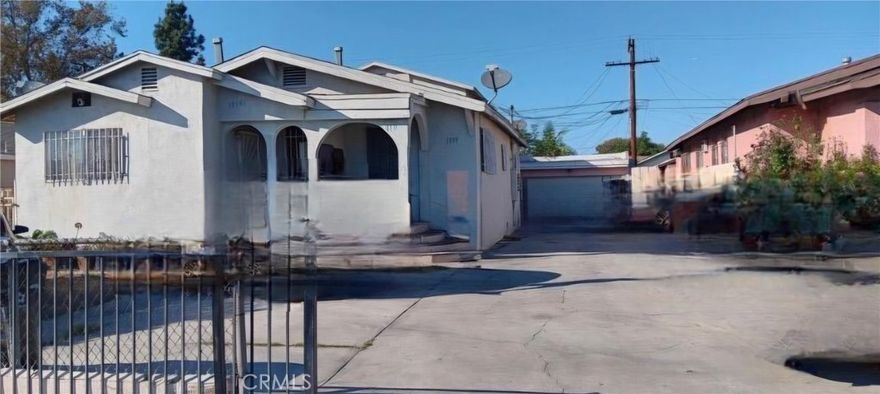 Excellent opportunity to own this great triplex!! Property features 3 units, 1. 2 bed 1 bath, 2. 2 bed 2 bath and 3.1 bed 1 bath. Units have been updated. Live in one and rent the other 2 units.  Garage can be converted into an ADU for additional income.