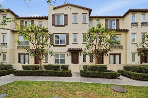Photo of 1595 E Lincoln AVE, Anaheim, CA 92805 (MLS # PW26234021)