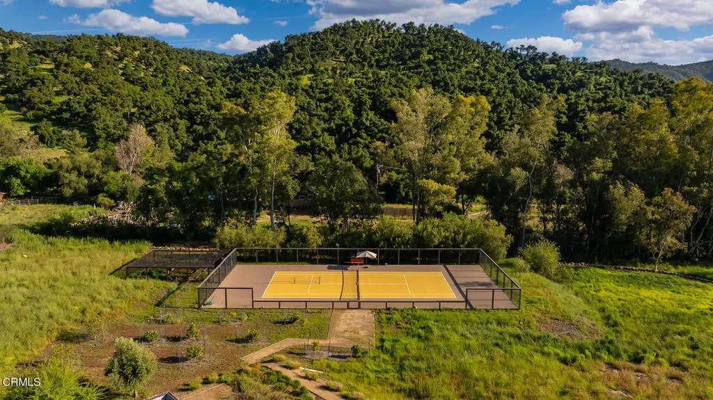 Ojai, California 93023, United States, 5 Bedrooms Bedrooms, ,5 BathroomsBathrooms,Residential,Active,201488