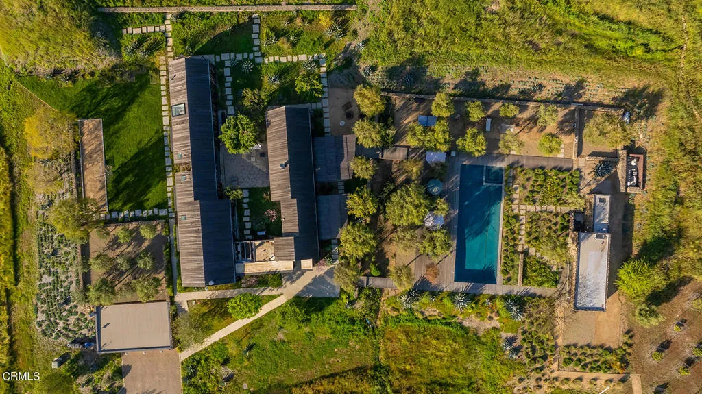 Ojai, California 93023, United States, 5 Bedrooms Bedrooms, ,5 BathroomsBathrooms,Residential,Active,201488