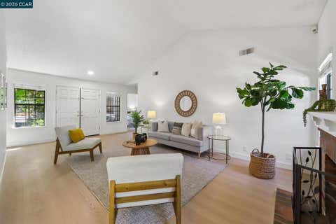 Tiny photo for 1129 Sunshine Circle CIR, Danville, CA 94506 (MLS # 41142092)