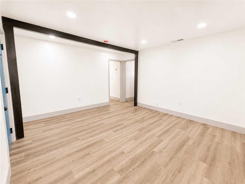 3243 E Platt