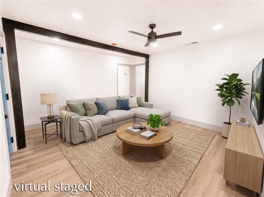 3243 E Platt