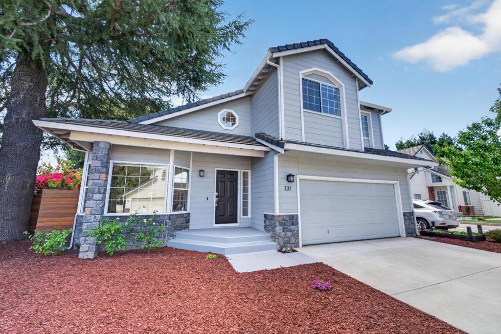 131 Anchor Bay Terrace