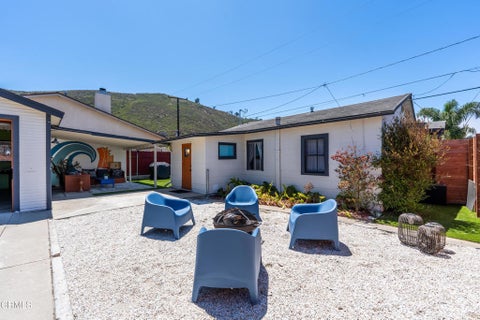 Tiny photo for 1552 Cameron Street, Ventura, CA 93001 (MLS # V1-38901)