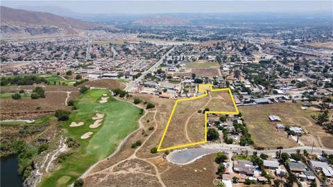 Photo of 3450 Scenic Drive, Riverside, CA 92509 (MLS # SW26162650)