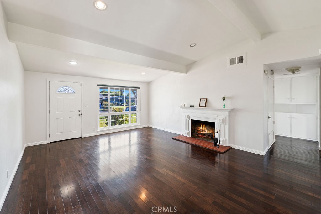 Properties 4 2953 Royal Oaks Drive