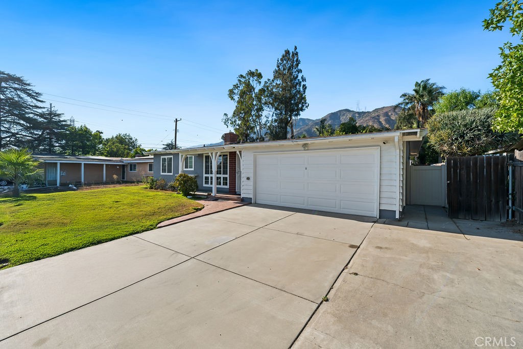 Properties 1 2953 Royal Oaks Drive