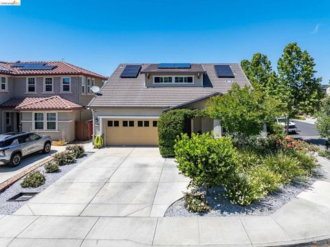 Photo of 379 Savannah Way, Brentwood, CA 94513 (MLS # 41134571)