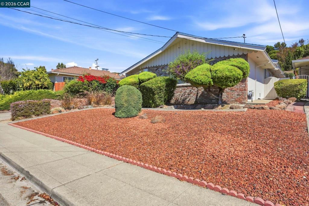 2520 Benedict Dr