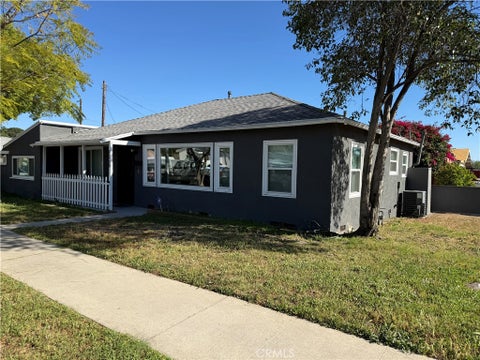 Photo of 7358 Riverton Ave, Sun Valley, CA 91352 (MLS # BB26198838)