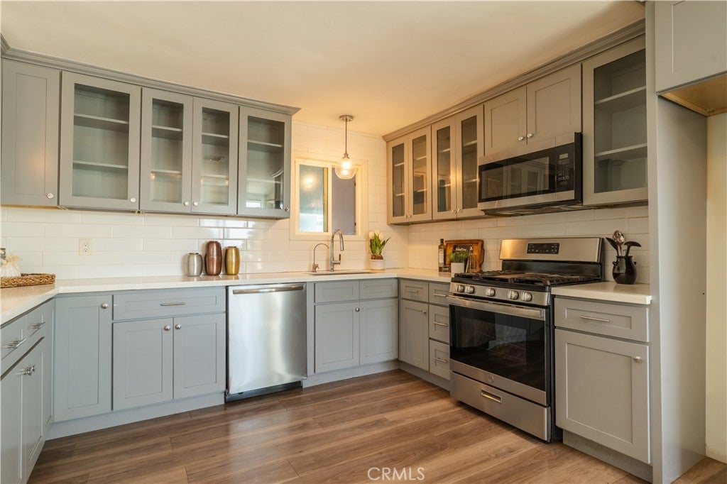 12451 Nutwood