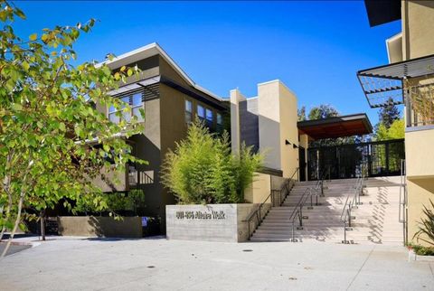 Photo of 889 Altaire Walk, Palo Alto, CA 94303 (MLS # ML82038661)