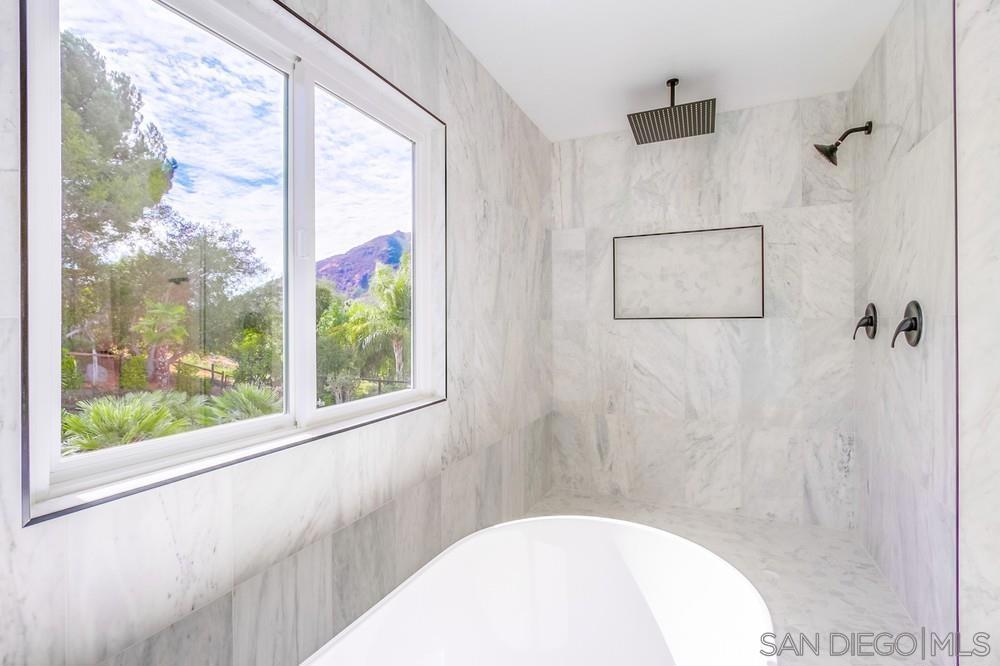 Southwest Escondido - Residential Lease
