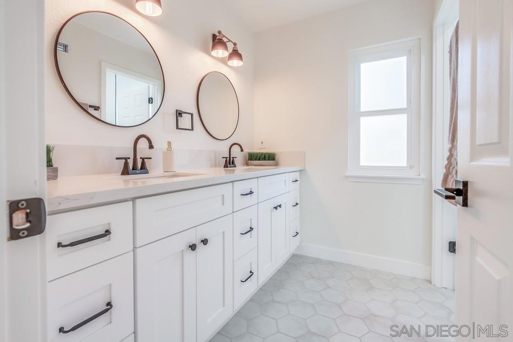 Southwest Escondido - Residential Lease