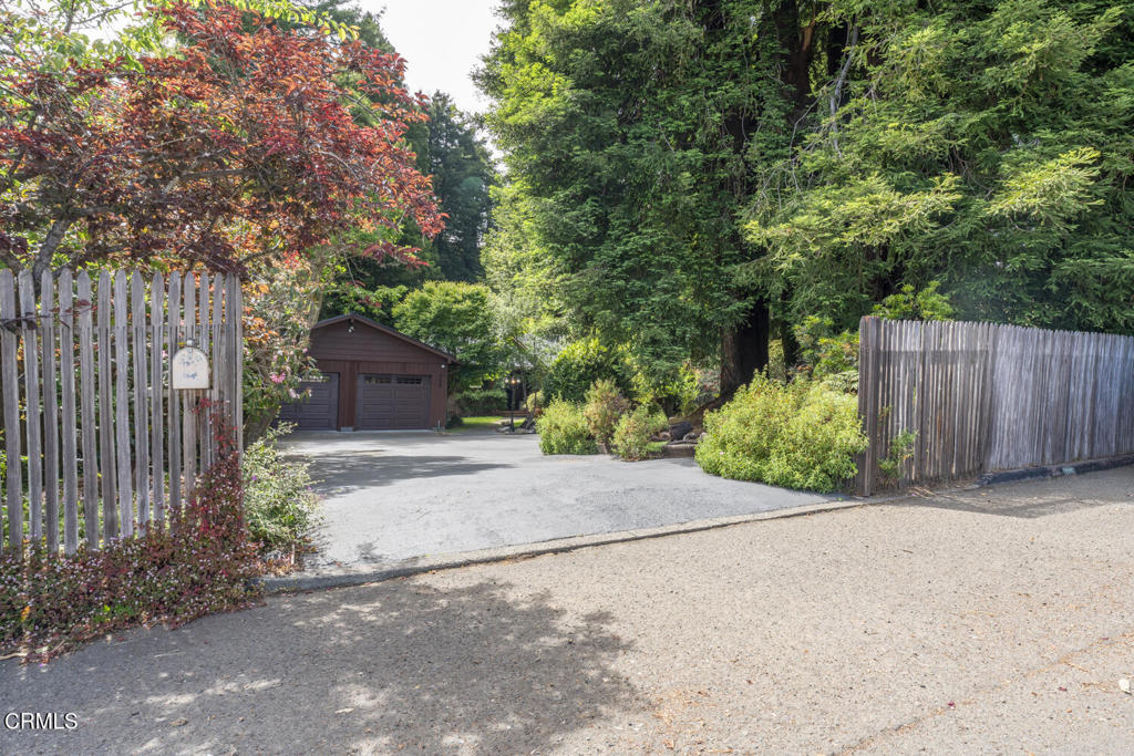 325 Nancy Way