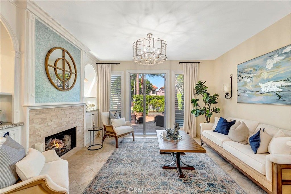 Photo of 320 15th Street, Huntington Beach, CA 92648 (MLS # OC25229096)
