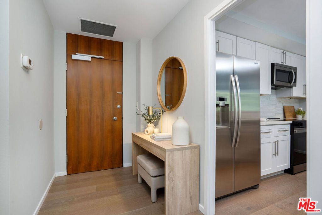 Photo of 2220 Avenue Of The Stars #205, Los Angeles, CA 90067 (MLS # 25597531)