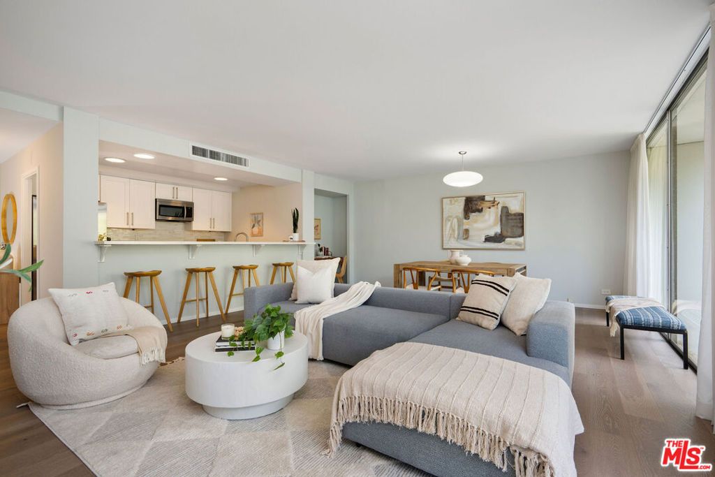 Photo of 2220 Avenue Of The Stars #205, Los Angeles, CA 90067 (MLS # 25597531)