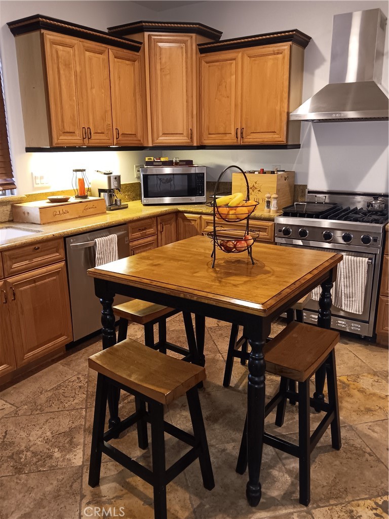 2257 Pierpont Boulevard