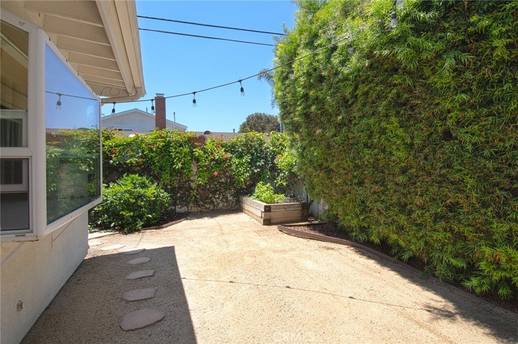 2023 S Capella Court, Costa Mesa CA 92626 - Photo 39