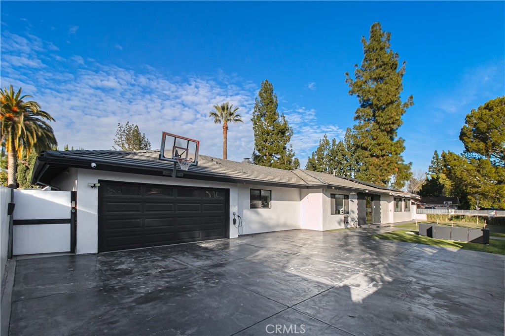 19501 Vintage Street