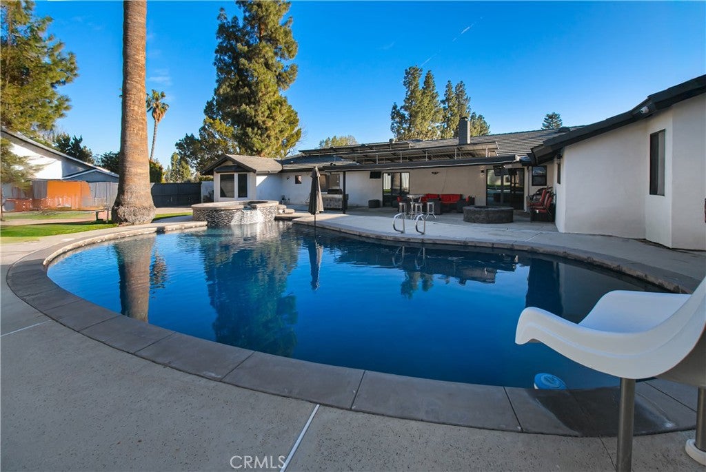 19501 Vintage Street
