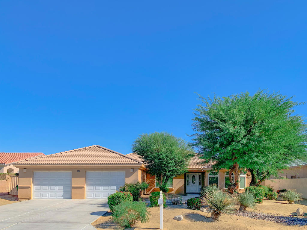 Desert Club Estates - Residential