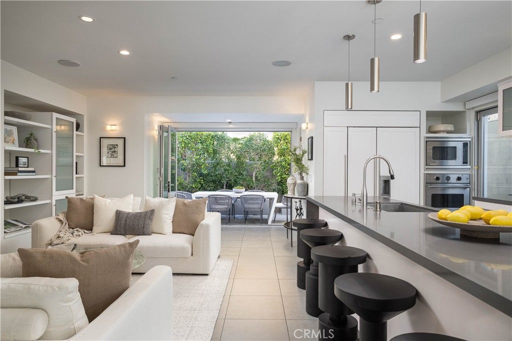 Photo of 2618 Cove Street, Corona Del Mar, CA 92625 (MLS # NP26036526)