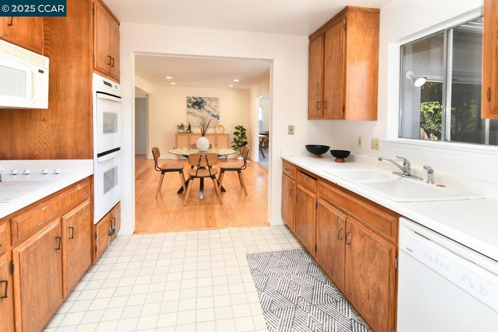 THE WOODLANDS - Residential