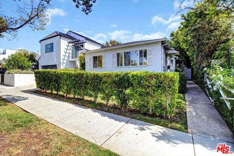 Photo of 1057 17Th Street #rear, Santa Monica, CA 90403 (MLS # 26856223)