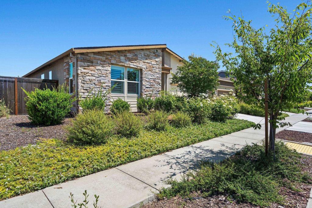 4726 Durum Way