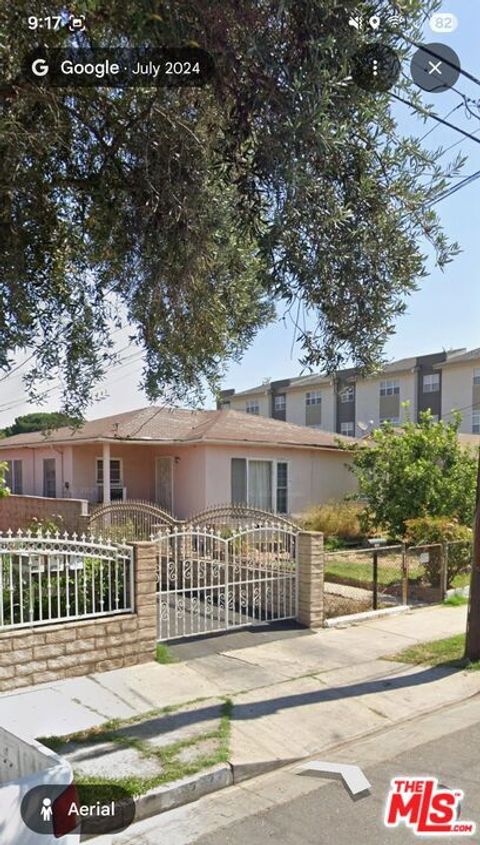 Photo of 11819 Hamlin Street, North Hollywood, CA 91606 (MLS # 26652497)
