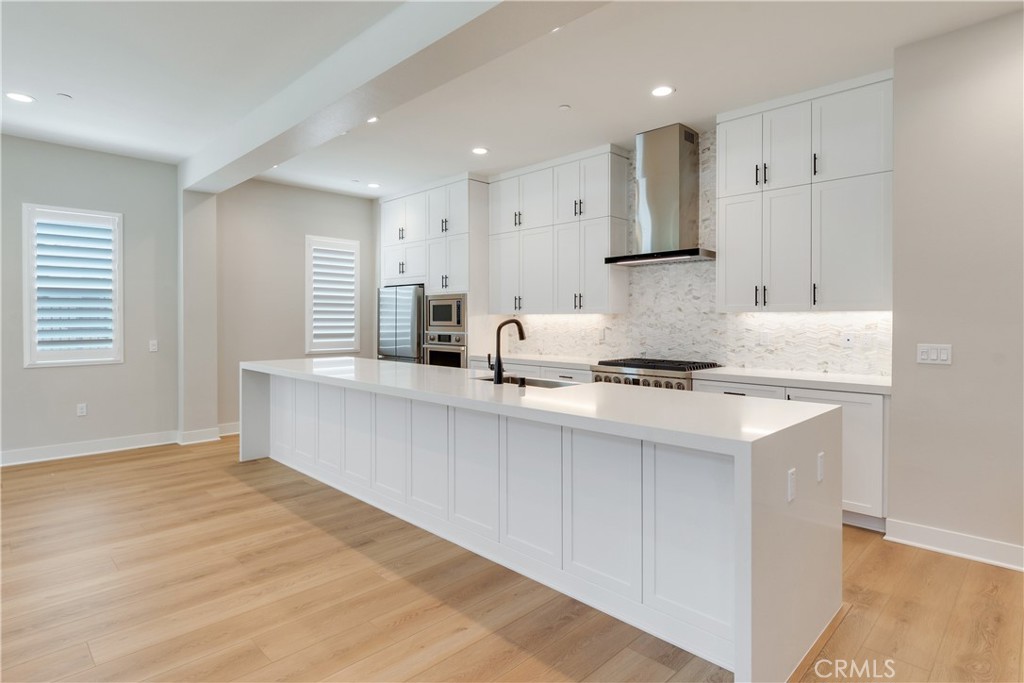 Pacific Royal Oaks - Residential