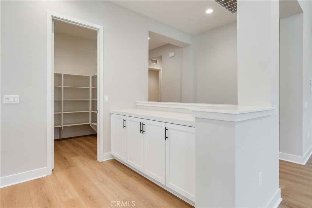 Pacific Royal Oaks - Residential