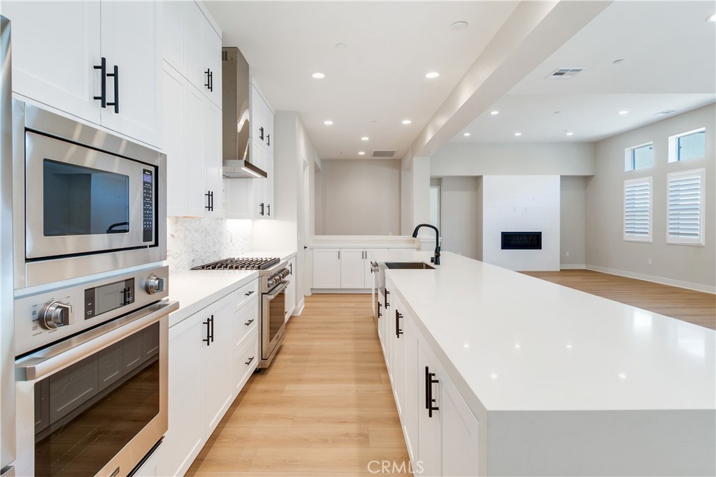 Pacific Royal Oaks - Residential