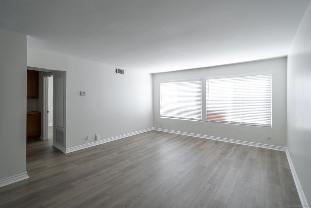 1386 E Madison Ave 47
